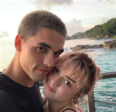 Maisie Williams, boyfriend Reuben Selby split after 5。